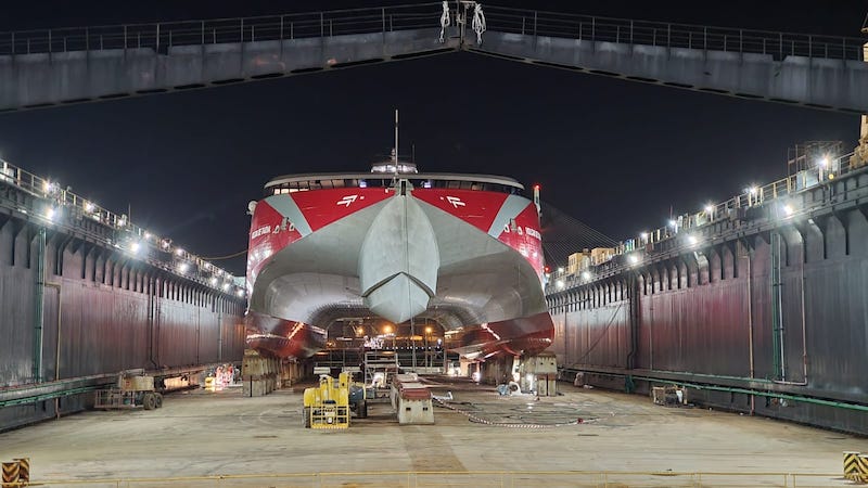 Concluye la primera varada del catamarán “Volcán de Taidía”