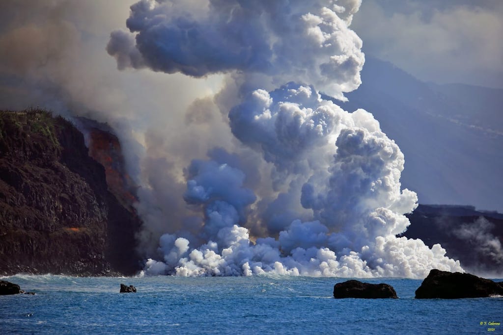 La previsión de lluvia puede complicar la crisis del volcán