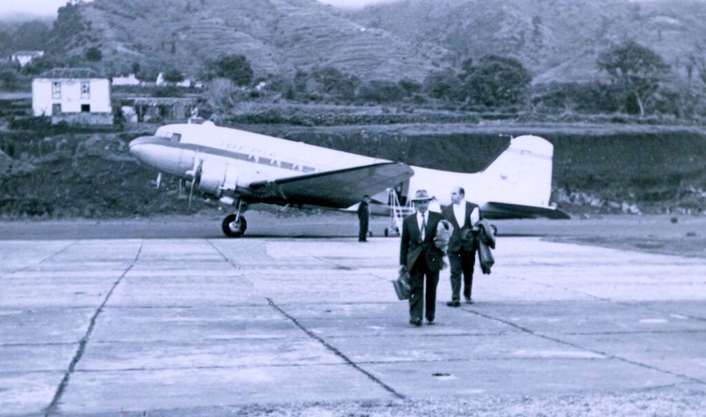 Cuando viajar a La Palma en avión de Iberia era un lujo