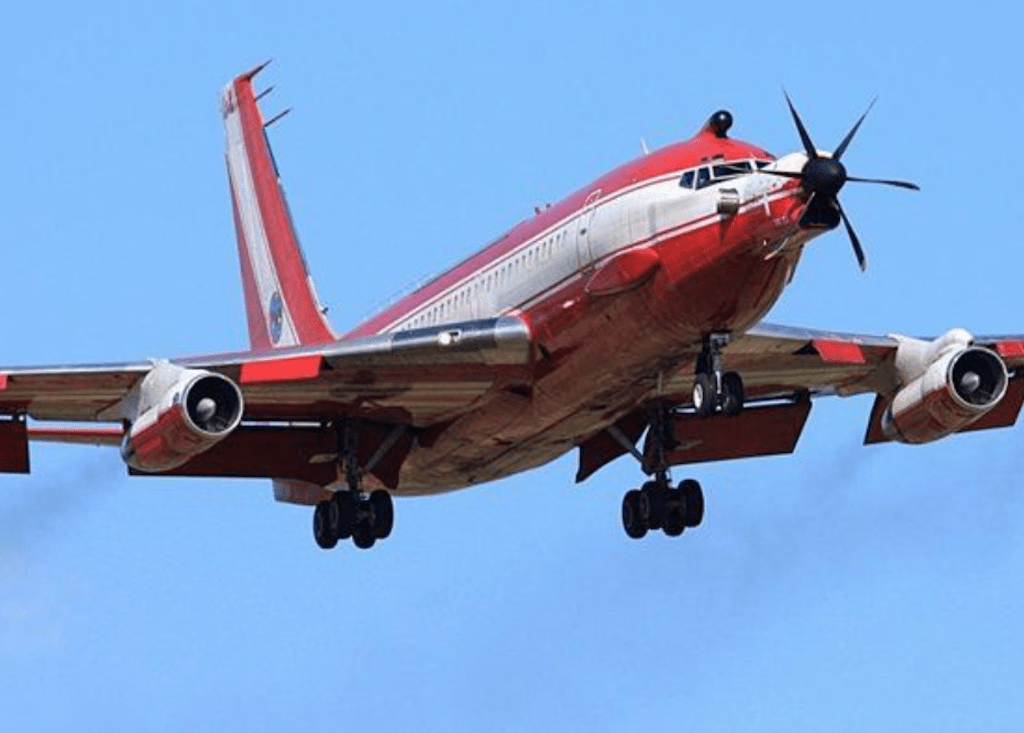 El último avión B-720, banco de pruebas de Pratt & Whitney