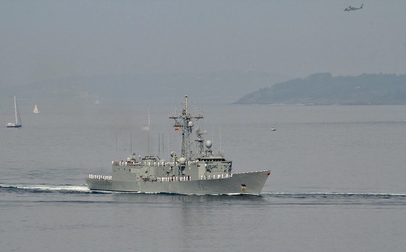 Las fragatas “Reina Sofía” y “Canarias” visitan Melilla