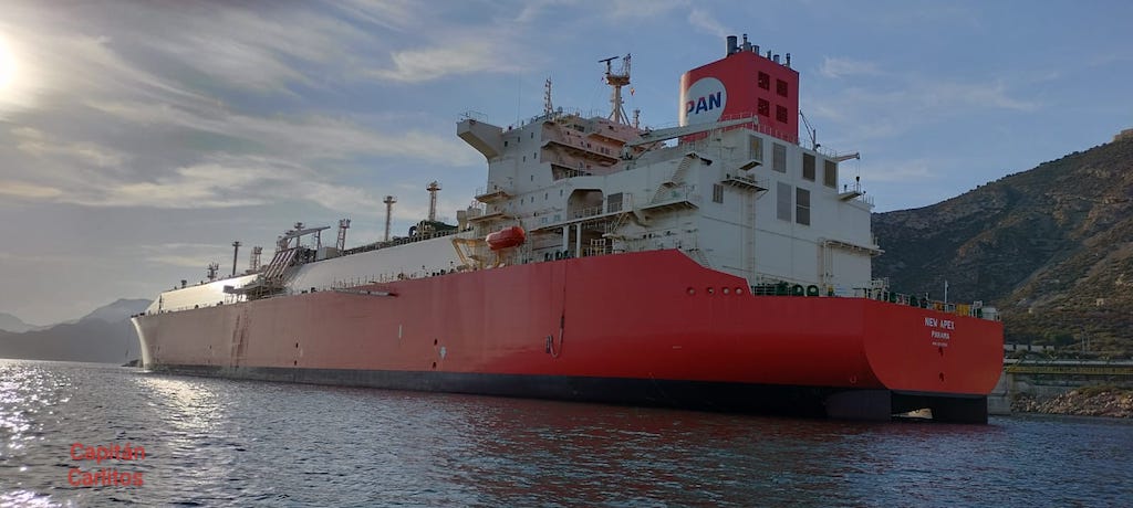 Estreno del metanero “New Apex” en Enagás Cartagena