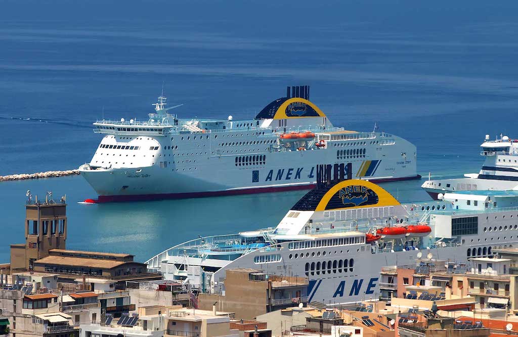 Attica Group compra Anek Lines