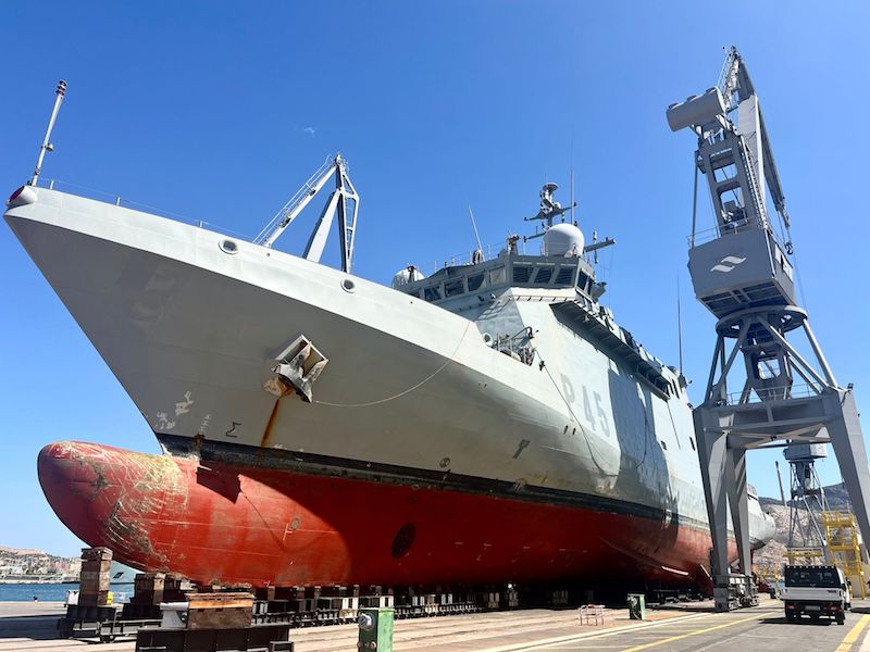 Primera varada del BAM “Audaz” en Navantia Cartagena