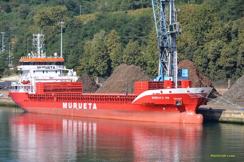 El buque “Mundaka NM” inicia su vida comercial