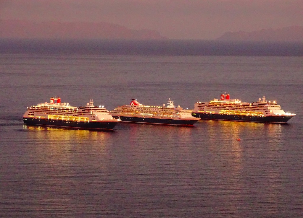 Tres buques de Fred. Olsen Cruise Line coinciden en Funchal