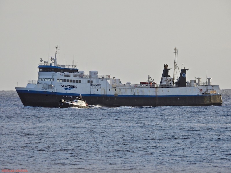 El ferry “Bequia Express 3”, en Las Palmas camino del Caribe