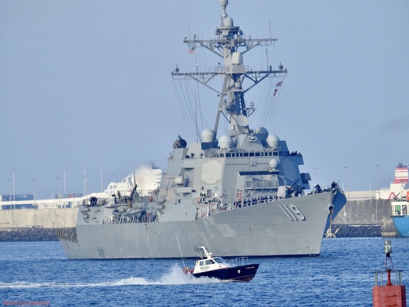Doce horas de escala del USS “Delbert D. Black” en Las Palmas