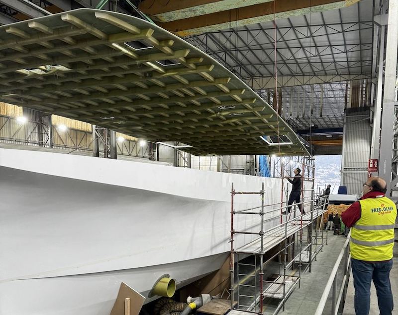 Rodman ensambla la cubierta del mini ferry de Fred. Olsen