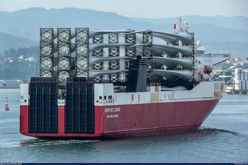 Acciona desvía el buque “Super-Fast Levante” por Sudáfrica