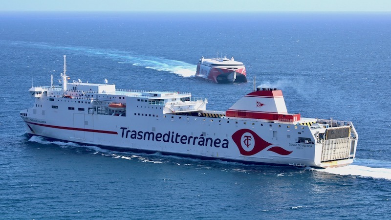 No hay restricciones para el embarque de coches eléctricos