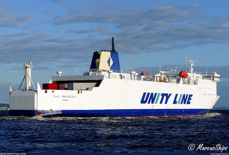 Capitanía de Algeciras detiene el rolón chipriota “Thalassitis”