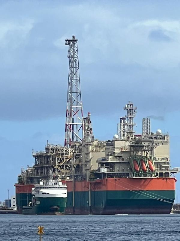 Primer suministro DP3 “on going” al imponente “GTA FPSO”