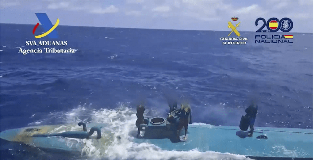 Interceptado un semisumergible y detenidos cuatro colombianos a 280 millas de Cádiz