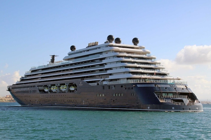 El novísimo “Ilma”, de Ritz-Carlton Yacht Collection, por primera vez en Palma