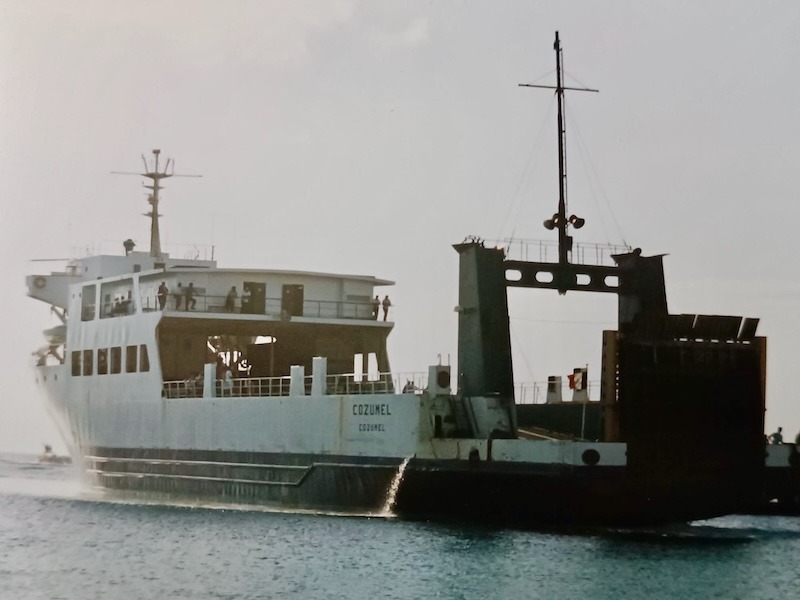 El buque rolón “Puente Balear” y su larga etapa como el ferry “Cozumel” en México