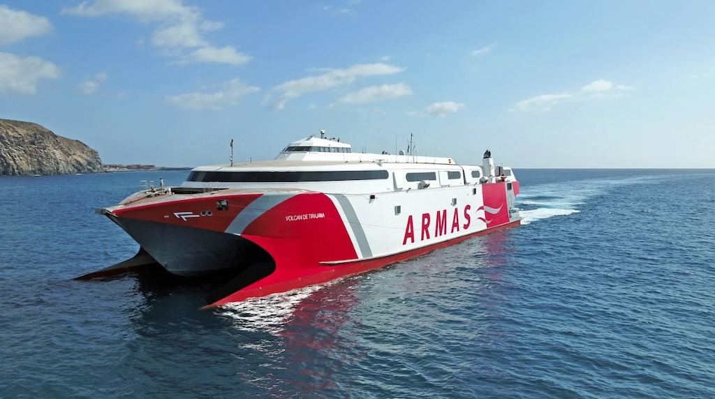 Grupo Armas oferta el coche gratis para viajar de Los Cristianos a La Palma en fast-ferry