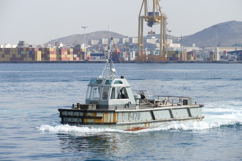 La empujadora Y 178 pasará al Arsenal de Ferrol para ayuda de los submarinos de la clase S-80 plus