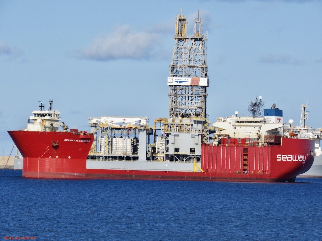Un ex petrolero de Knutsen construido en Sestao está en Las Palmas como buque de cargas pesadas