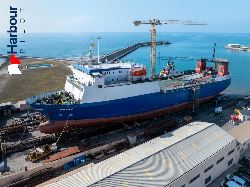 El rolón “Hatay”, abanderado en Camerún, próxima incorporación a la flota de Balearia