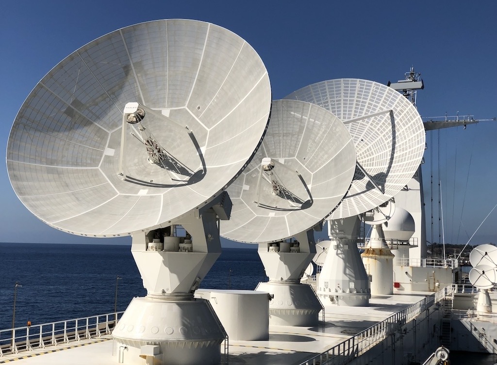 Evacuado un tripulante del buque de inteligencia francés “Monge” a 40 millas al oeste de La Palma