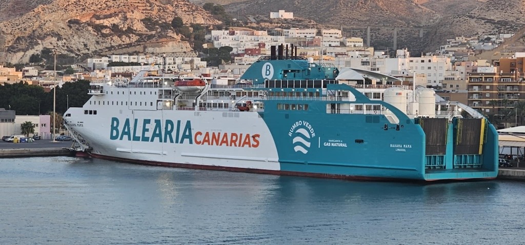 El ferry chipriota “Bahama Mama” de Balearia hará pruebas en Arrecife, Playa Blanca y Morro Jable