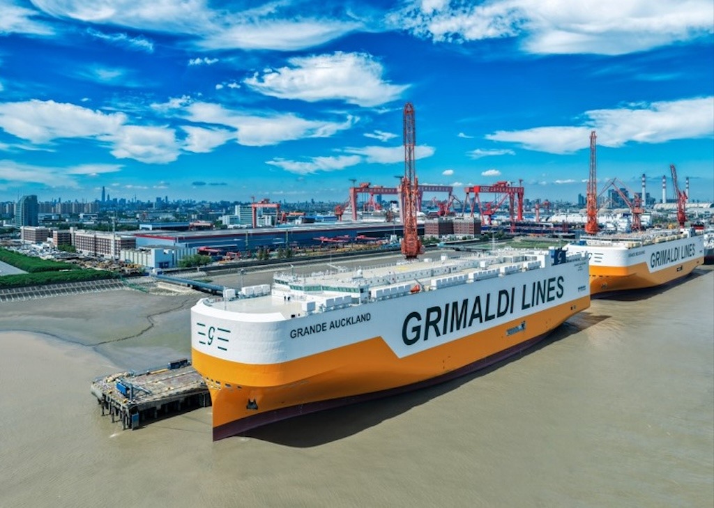 Grimaldi Lines presenta mañana en el puerto de Vigo el nuevo buque PCTC “Grande Auckland”