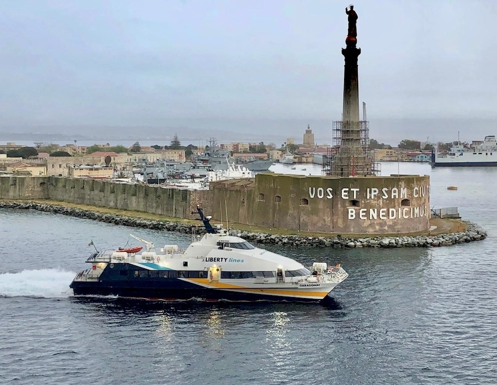 El catamarán “Garajonay” (2002-2008)