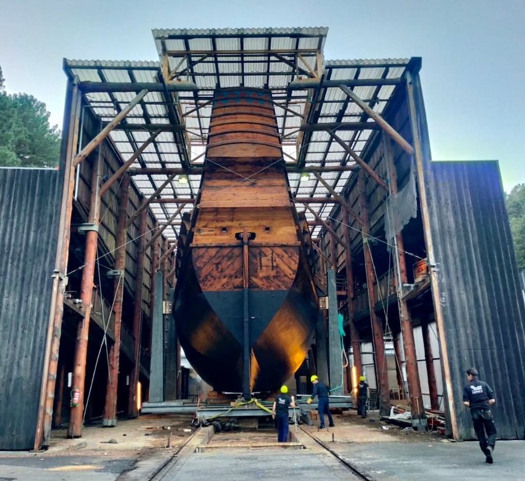 Albaola prepara la botadura este viernes de la nao “San Juan”, réplica del ballenero vasco del siglo XVI