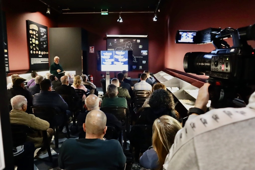 Diego Quevedo analiza el trágico hundimiento del submarino C-4 en San Pedro del Pinatar