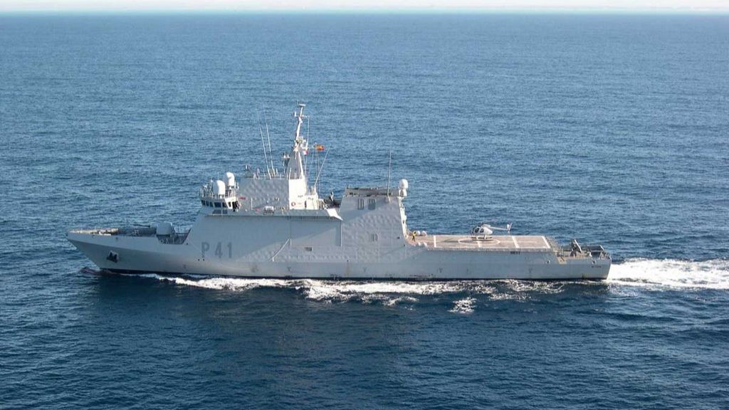 El BAM “Meteoro” (P-41) refuerza la cooperación con la Marina de Ghana durante su despliegue en África