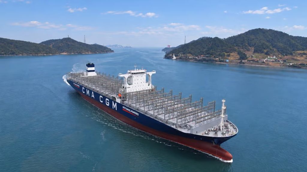 Hyundai entrega el buque "CMA CGM Gold", equipado con un sistema que elimina el trabajo manual de los contenedores
